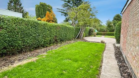 4 bedroom Semi-detached house to let in Lamborne Road, Knighton, Leicester, LE2