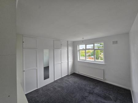 3 bedroom Semi-detached house to let in Lamborne Road, Knighton, Leicester, LE2