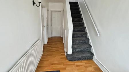 4 bedroom Semi-detached house to let in Lamborne Road, Knighton, Leicester, LE2