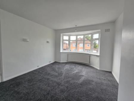 3 bedroom Semi-detached house to let in Lamborne Road, Knighton, Leicester, LE2