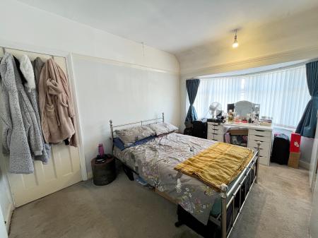 3 bedroom Semi-detached house for sale in Wyngate Drive, Western Park, Leicester, LE3