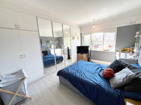 3 bedroom Semi-detached house for sale in Wyngate Drive, Western Park, Leicester, LE3