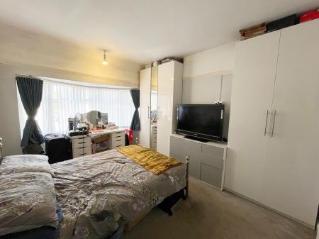 3 bedroom Semi-detached house for sale in Wyngate Drive, Western Park, Leicester, LE3