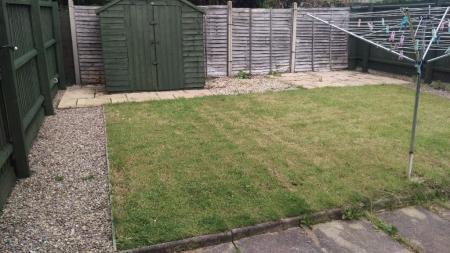 2 bedroom End of terrace house to let in Shire Close, Leicester, LE3