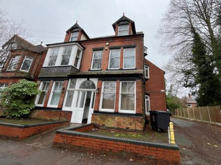 Clarendon Park Road, Clarendon Park, Leicester, LE2