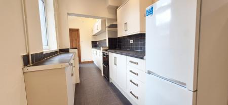 2 bedroom Terraced House for sale in Clarendon Park Road, Clarendon Park, Leicester, LE2