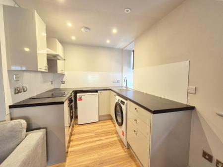 1 bedroom Flat to let in Camden Street, City Centre, Leicester, LE1