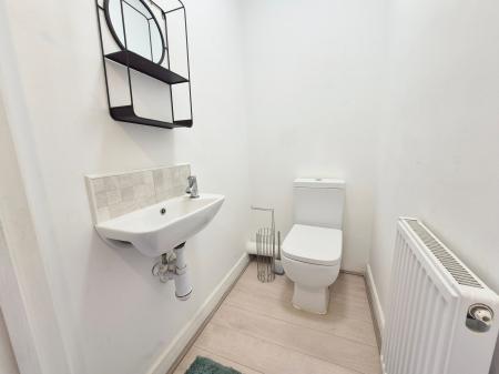 2 bedroom Town house to let in Lansdowne Road, Aylestone, Leicester, LE2