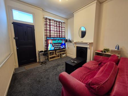 1 bedroom House share to let in Cecilia Road, Clarendon Park, Leicester, LE2