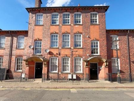 2 bedroom Flat to let in Mill Hill Lane, City Centre, Leicester, LE2