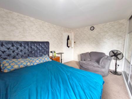 3 bedroom Detached house for sale in Foxcroft Close, Rowley Fields, Leicester, LE3