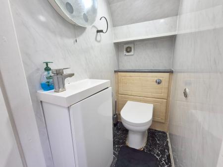 3 bedroom Detached house for sale in Foxcroft Close, Rowley Fields, Leicester, LE3