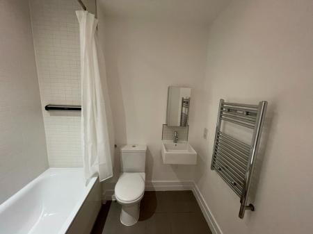 2 bedroom Flat to let in Elbow Lane, City Centre, Leicester, LE1