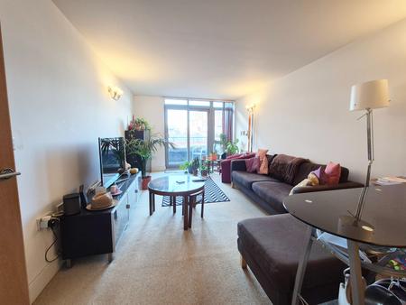 2 bedroom Flat to let in Rutland Street, City Centre, Leicester, LE1