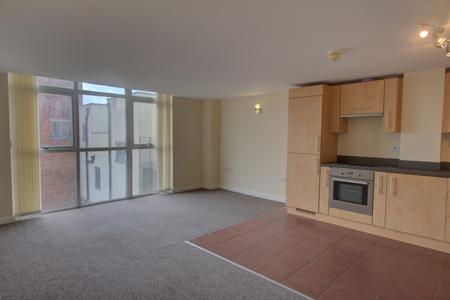 2 bedroom Flat to let in Rutland Street, City Centre, Leicester, LE1