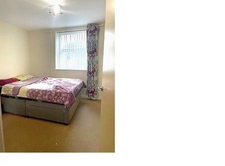 2 bedroom Flat for sale in Brompton road, Hamilton, Leicester, LE5