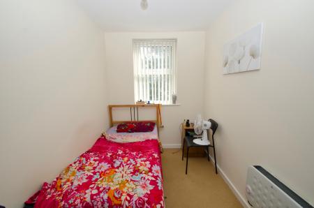 2 bedroom Flat for sale in Brompton road, Hamilton, Leicester, LE5