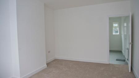 3 bedroom Terraced House for sale in Frisby Road, Humberstone, Leicester, LE5