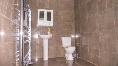 8 bedroom Semi-detached house for sale in Highway Road, Evington, Leicester, LE5