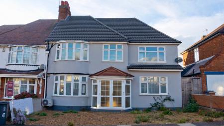 8 bedroom Semi-detached house for sale in Highway Road, Evington, Leicester, LE5