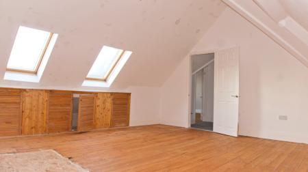 8 bedroom Semi-detached house for sale in Highway Road, Evington, Leicester, LE5