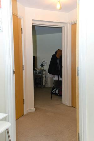 2 bedroom Flat for sale in With Garage