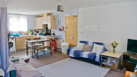 Sockburn Close, Hamilton, Leicester, LE5