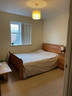 2 bedroom Flat to let in Saxthorpe Road, Hamilton, Leicester, LE5