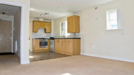 Saxthorpe Road, Hamilton, Leicester, LE5