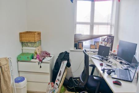 2 bedroom Flat for sale in Kepwick road, Hamilton, Leicester, LE5