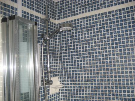 3 bedroom Semi-detached house to let in Elliot Drive, Thurmaston, LE4