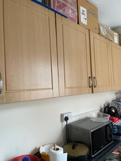 3 bedroom Flat to let in Bushby Road, Humberstone, Leicester, LE5