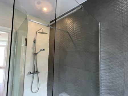 3 bedroom Bungalow to let in Pinetree Avenue, Leicester, LE5