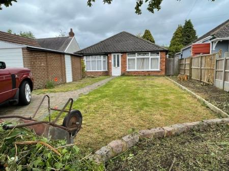 Pinetree Avenue, Leicester, LE5