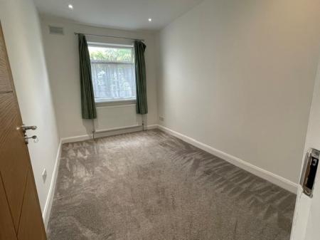 3 bedroom Bungalow to let in Pinetree Avenue, Leicester, LE5