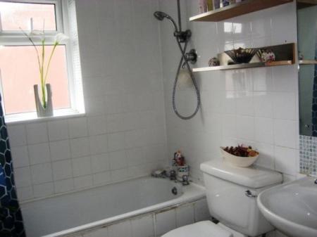 3 bedroom Semi-detached house to let in Meadowsweet Road, Hamilton, Leicester, LE5