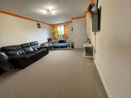 3 bedroom Terraced House to let in Merlin road, Barkbythorpe Road, Leicester, LE4