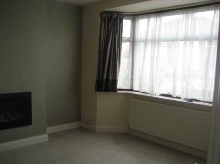 3 bedroom Semi-detached house to let in Glendon Street, Belgrave Road, Leicester, LE4
