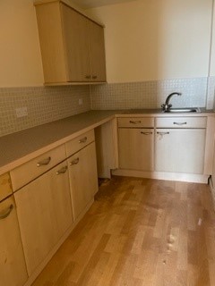 5 bedroom Semi-detached house to let in Oakwood Road, Near Abbey Par, Anstey Lane, Leicester, LE4