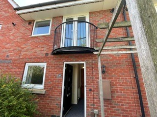 1 bedroom Flat to let in Padside close, Hamilton, Leicester, LE5