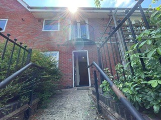 Padside close, Hamilton, Leicester, LE5