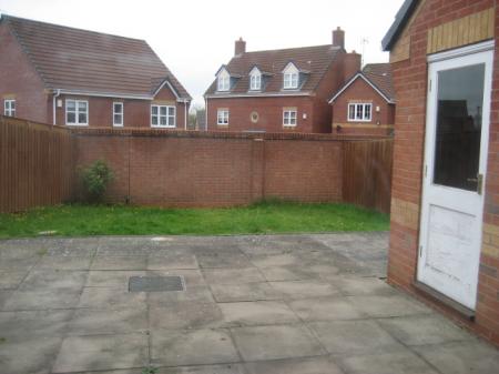 3 bedroom Detached house to let in Guestwick Green, Hamilton, Leicester, LE5
