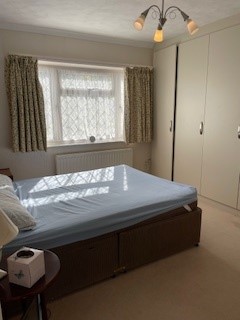 2 bedroom Bungalow to let in Lowcroft Drive, Oadby, Leicester, LE2