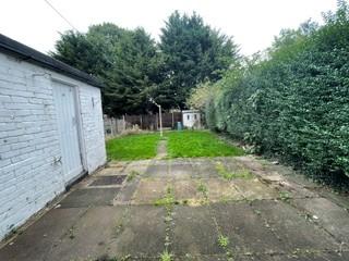 3 bedroom Semi-detached house to let in Withcote Avenue, Evington, Leicester, LE5