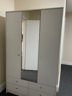 1 bedroom Flat to let in Melton Road, Leicester, LE4