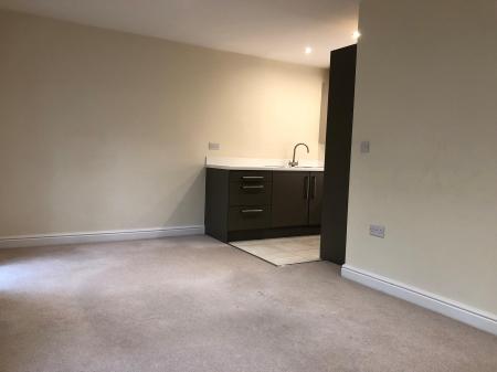 1 bedroom Flat to let in 33 The Lane, Worcester, WR1