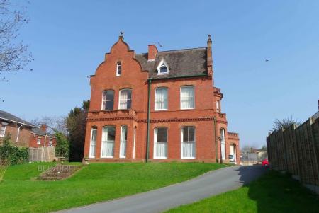 Battenhall Road, Worcester, WR5