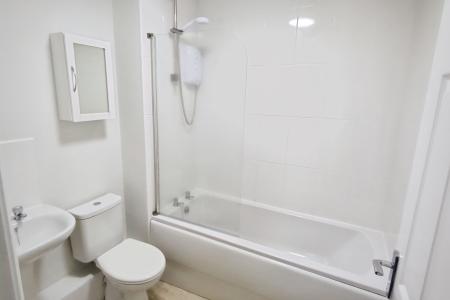 2 bedroom Flat to let in Meridian West, Peel Street, Lincoln, LN5