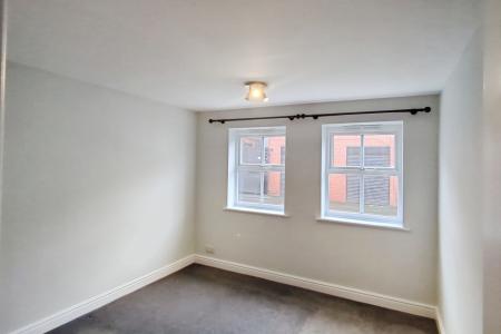 2 bedroom Flat to let in Meridian West, Peel Street, Lincoln, LN5