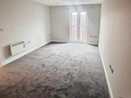 2 bedroom Flat to let in Olsen Rise, Bunkers Hill, Lincoln, LN2